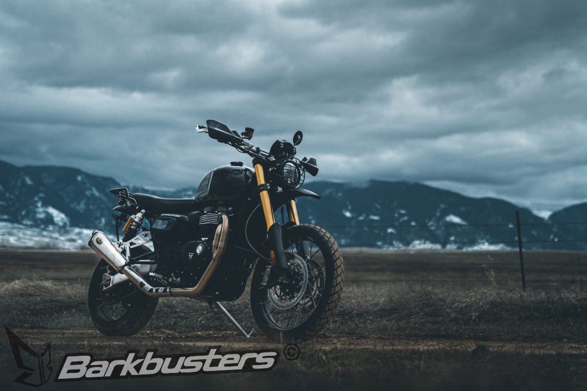 BARKBUSTERS CARBON Guards fitted to Triumph Scrambler 1200 (@GOFASTDONTDIE)