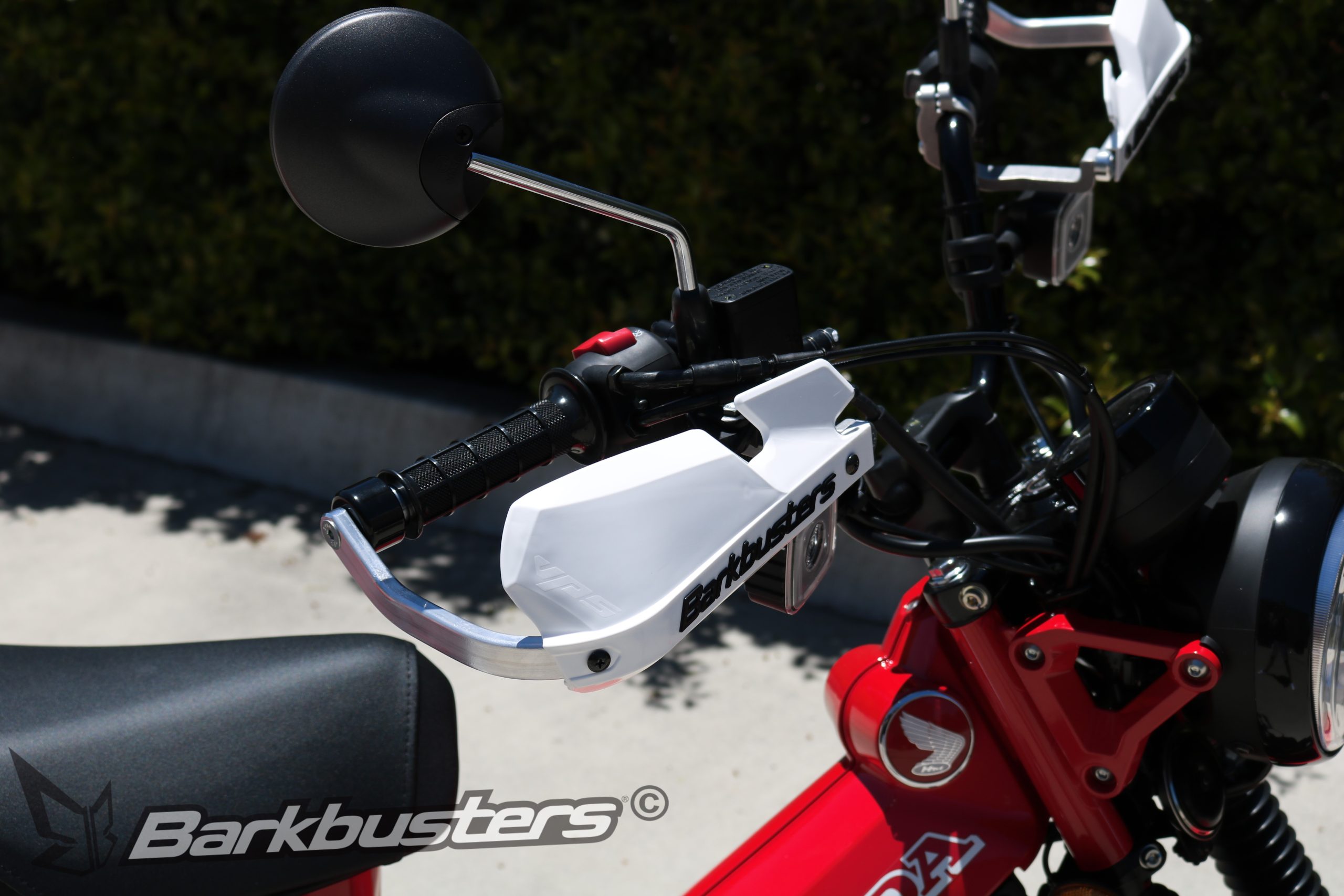 BARKBUSTERS Handguard Hardware Kit (Code: BHG-087) fitted to HONDA CT125 with VPS guards (Code: VPS-003) sold separately